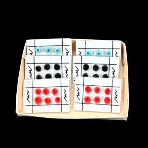 Boite présentoir de boutons de mercerie