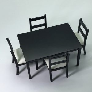 Table et 4 chaises