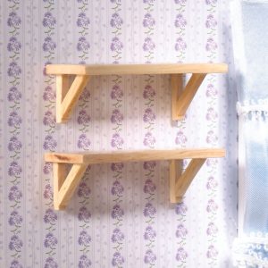 Etagères bois en pin