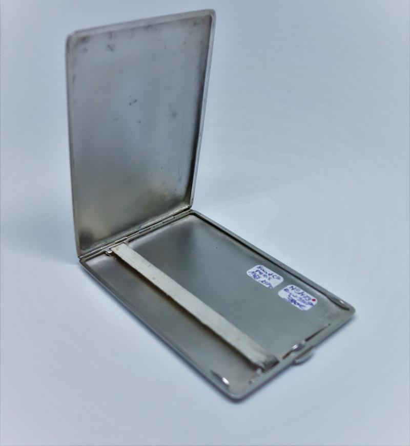 Boîte cigarettes en argent massif, Orfèvre Maison Hénin & Cie, Paris, Art Déco. – Image 4