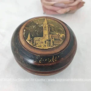 Ancienne boite ronde bois Souvenir Lourdes