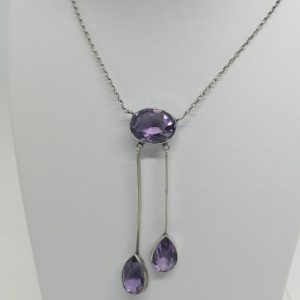 Collier argent, négligé avec trois améthystes facettées, vers 1900, Art Nouveau.