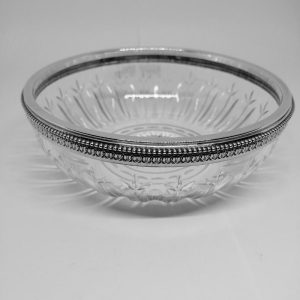 Coupelle en cristal taillé et liseré en argent massif, Orfèvre Eugène Roussel-Doutre, Paris.