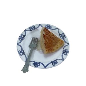 Part de tarte sur assiette