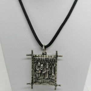 Pendentif argent, porte-photo, décor japonisant, Art Nouveau vers 1900.