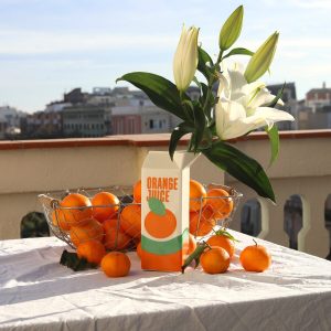 Fluid Market – Vase Orange Juice
